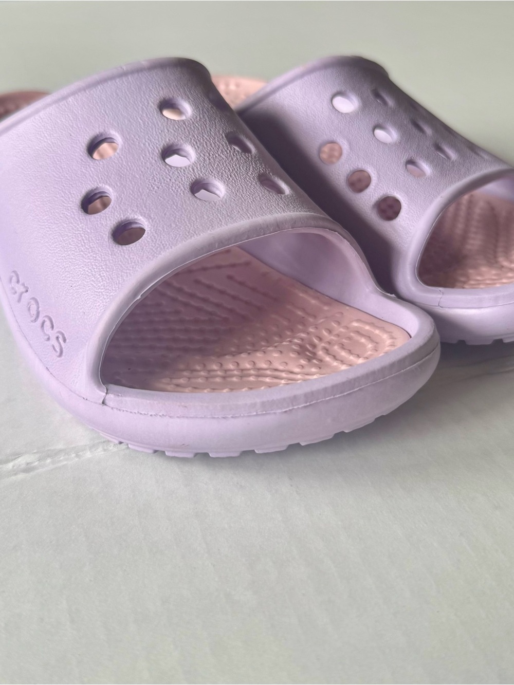 CROCS Kids Lavender Slide Sandals with Pink Footbed